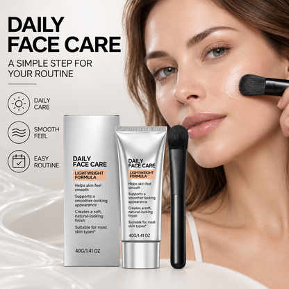 Facial Moisturizing Care Cream with Soft Application Brush